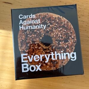 Cards Against Humanity Everything Box Expansion pack